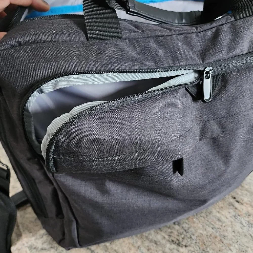 Men's Black ziper Laptop bag 17.1